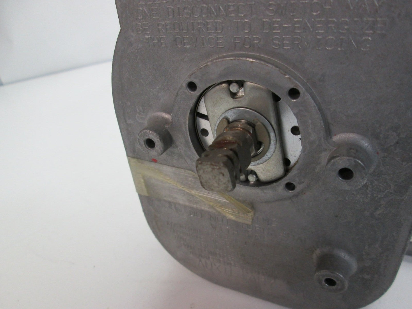 Used Honeywell Modutrol M845A1035 Motor HVAC 120/240VAC 50/60Hz 0.25/0.125 Amps 25W