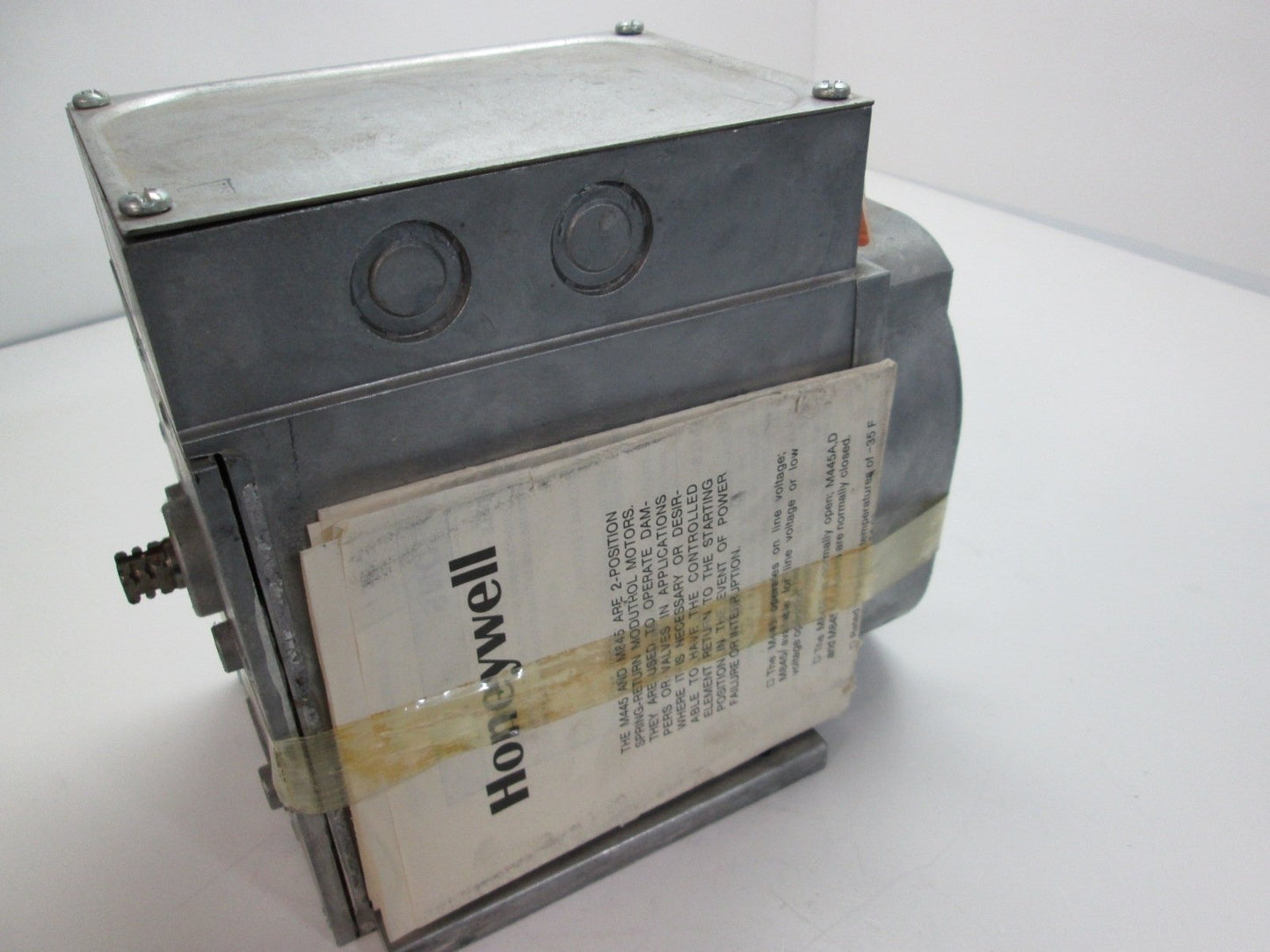 Used Honeywell Modutrol M845A1035 Motor HVAC 120/240VAC 50/60Hz 0.25/0.125 Amps 25W