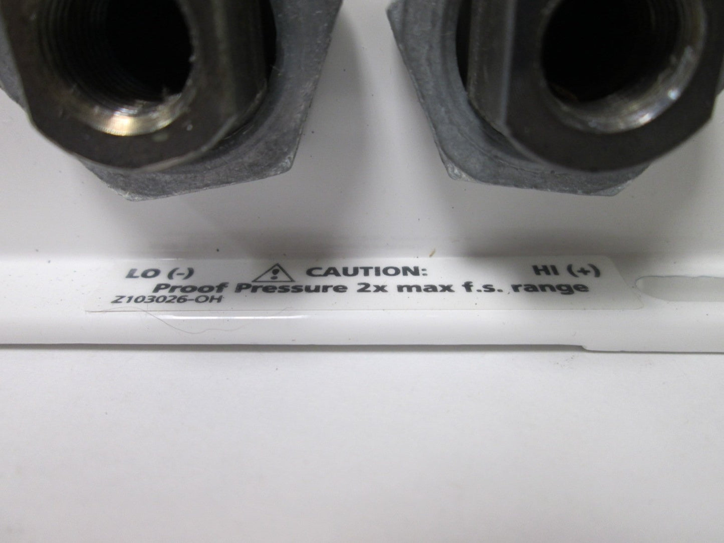 For parts or not working Veris PWLX03S Wet Differential Pressure Transducer, *For Parts*, Power: 12-30VDC