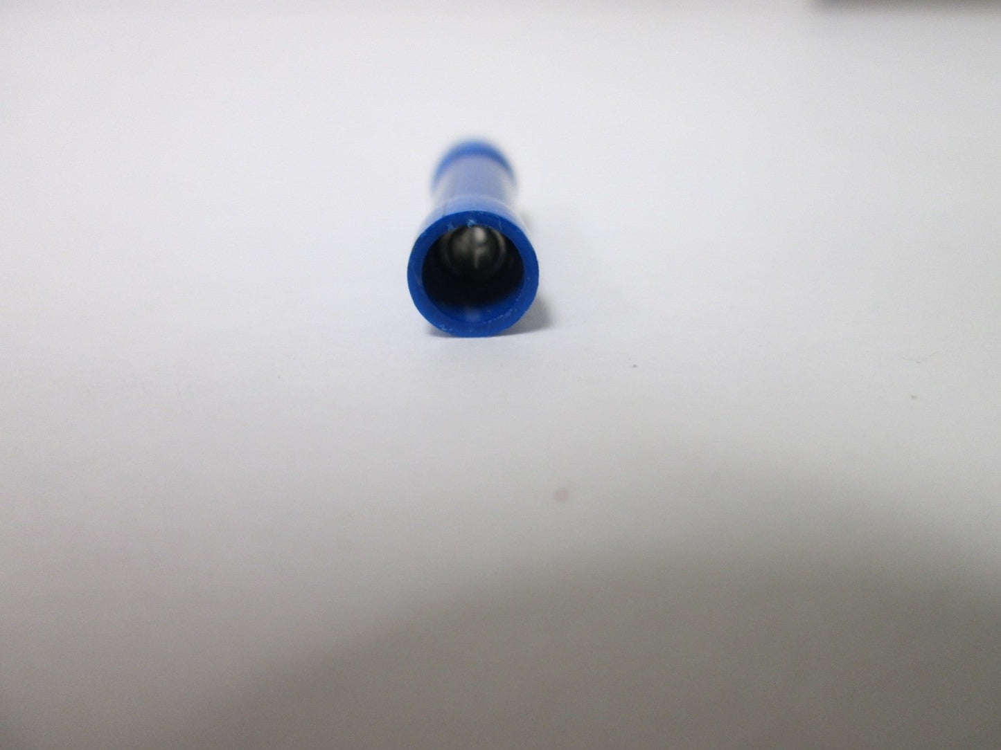 Used Lot of 430 Butt Splice Connectors, Wire Size: 16-14AWG, Color: Blue