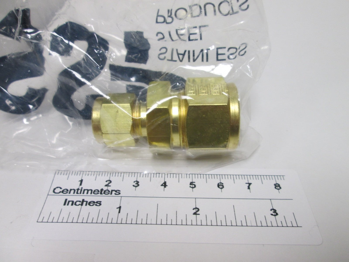 New Lot of 2 SSP IBD10RU6 Compression Unions, 5/8" to 3/8", Material: Brass
