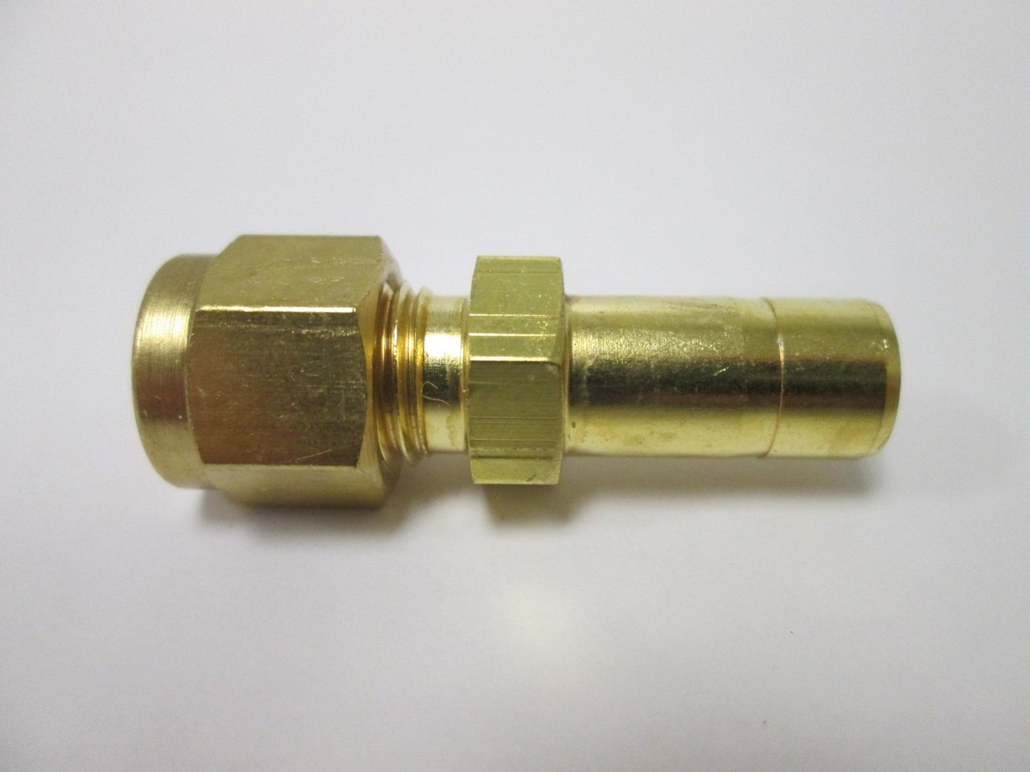 New Lot of 10 SSP IBD4R6 Tube Stub Adapters, 1/4" Tube to 3/8" Stub, Brass