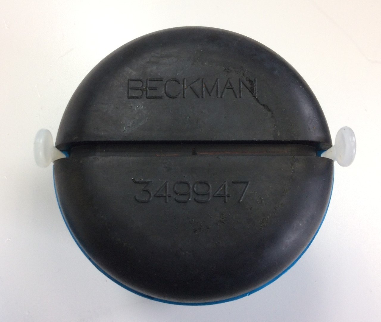 New – Open box Lot of 10 Beckman 339175 Tube Slot Bucket Adapters 5 mL Tube With 349947 Pad