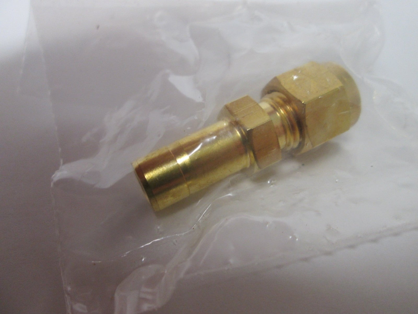 New Lot of 5 SSP Instrumentation IBD4R6 Tube Stub Adapters, Material: Brass