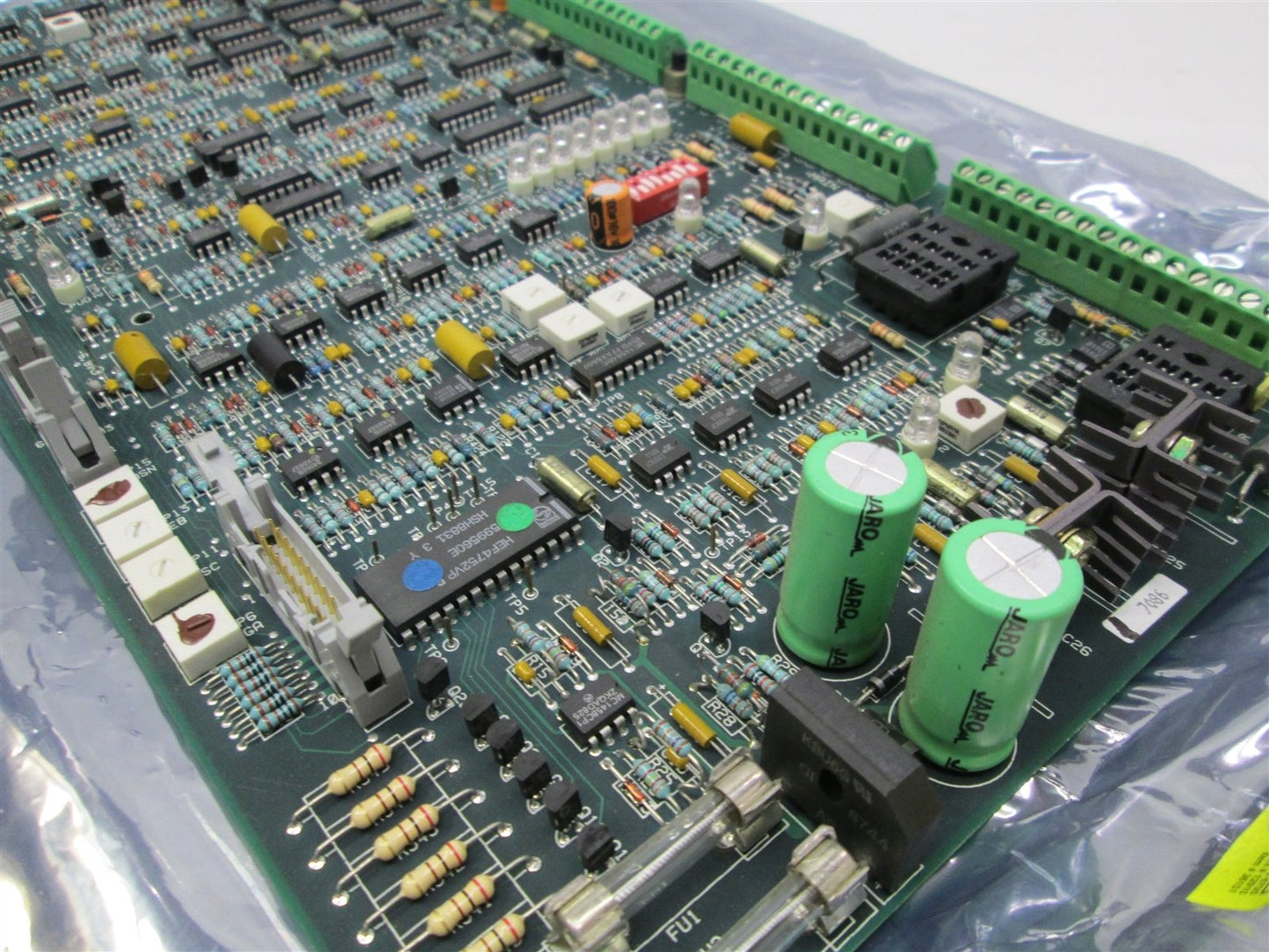 For parts or not working Square D 52011-038-54 Main Control Circuit Board *Damaged Resistor*