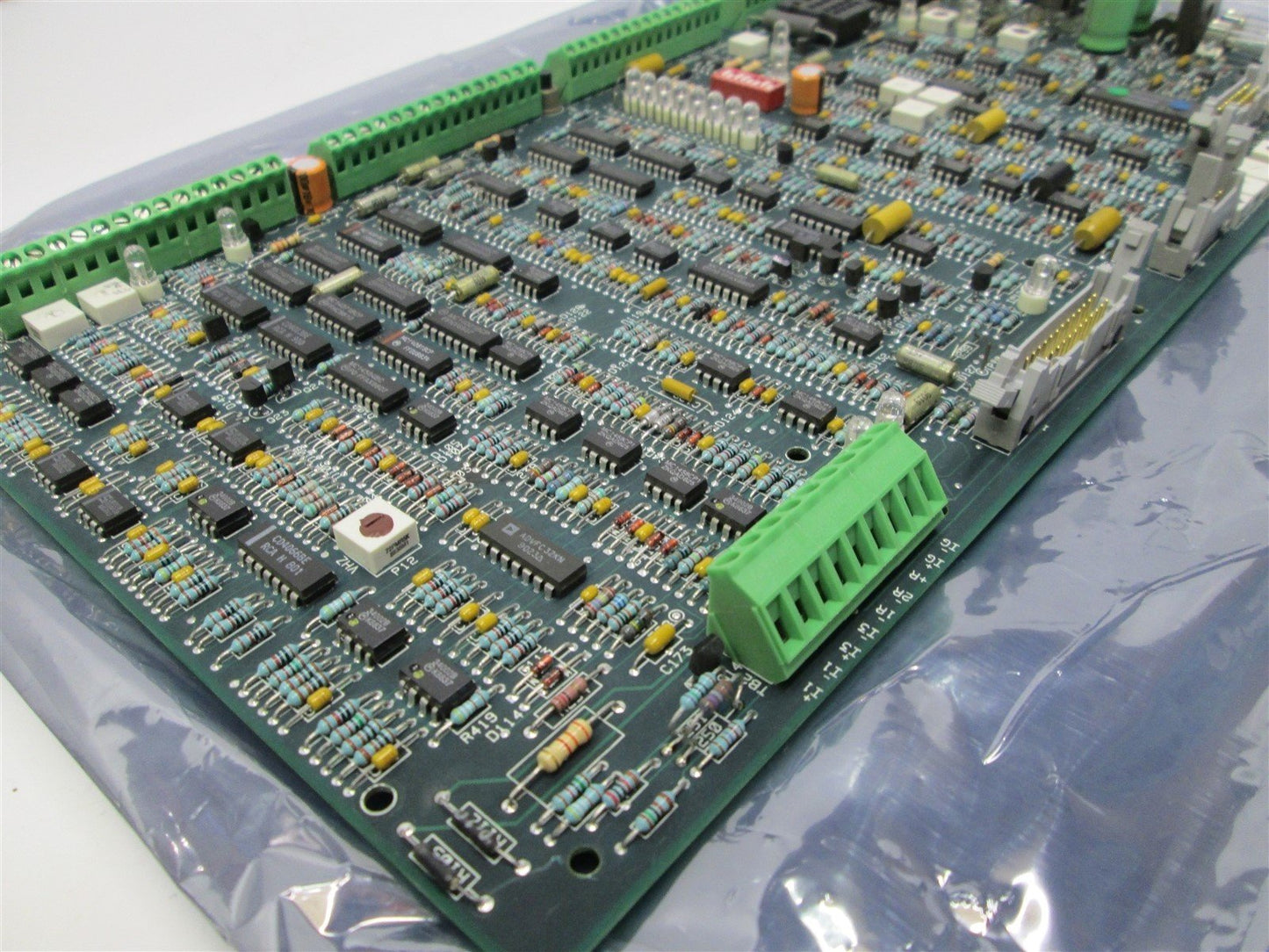 For parts or not working Square D 52011-038-54 Main Control Circuit Board *Damaged Resistor*