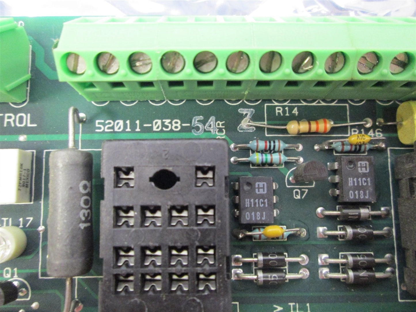 For parts or not working Square D 52011-038-54 Main Control Circuit Board *Damaged Resistor*
