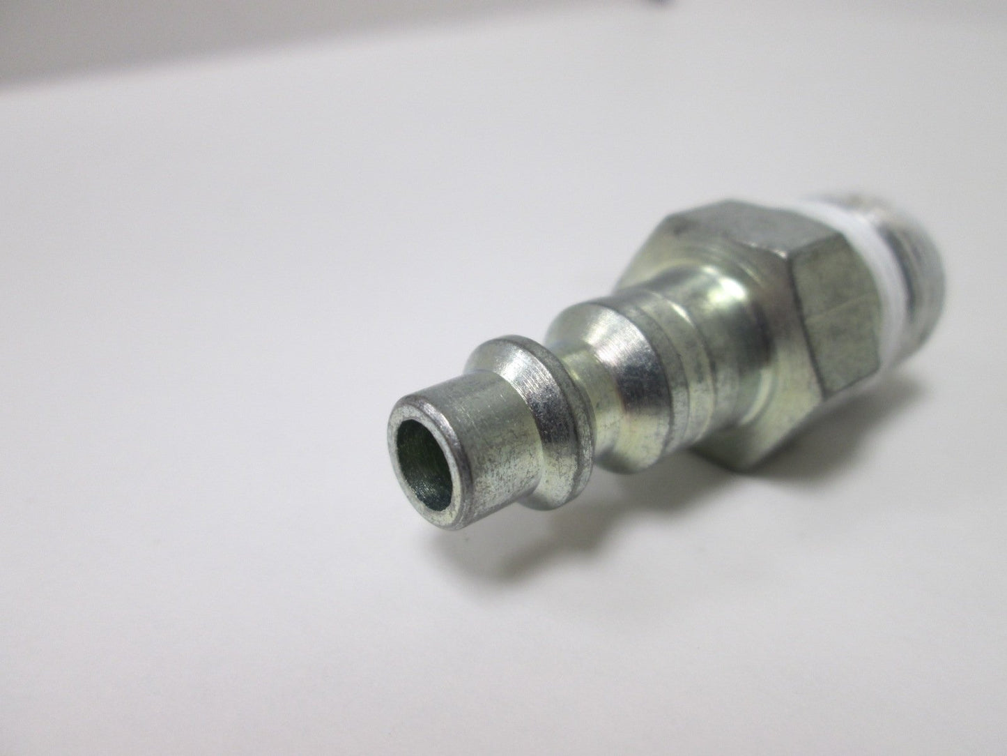 Used Lot of 6 Quick-Disconnect Hose Plug, Threads: 3/8" NPT Male, Material: Steel
