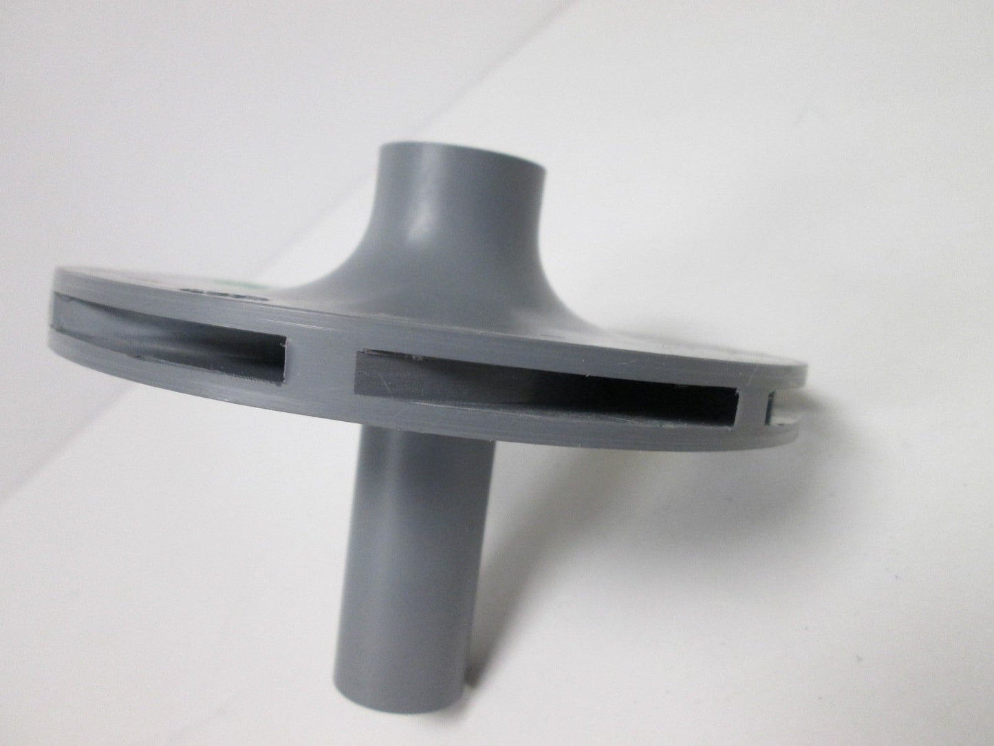Used Pump Impeller, Shaft Diameter: 16mm Input Diameter: 24mm, Output Diameter: 127mm