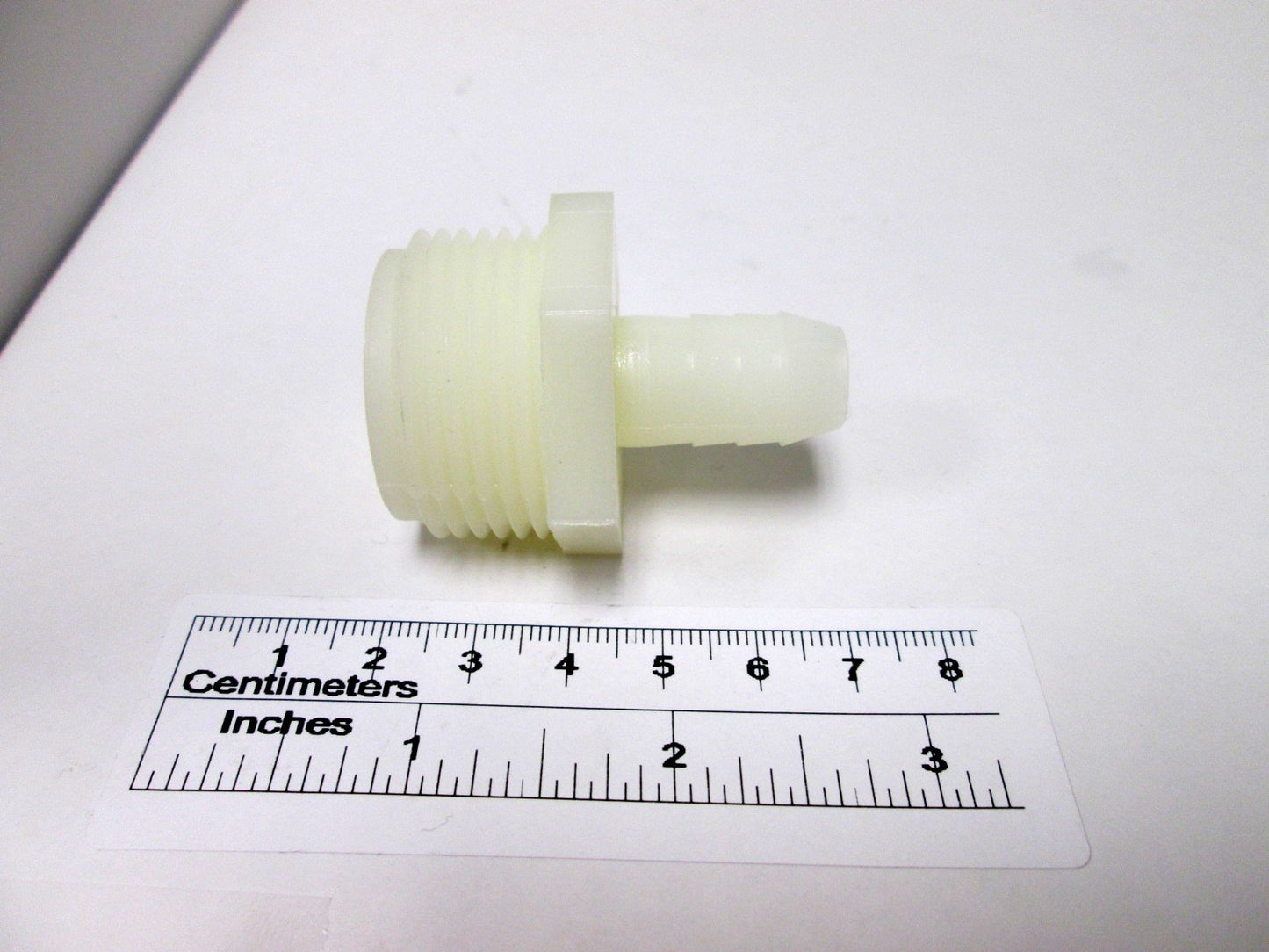 Used Lot of 24 1/2" Barbed Tube Fittings, Connections: 3/4" NPT and 1" NPT