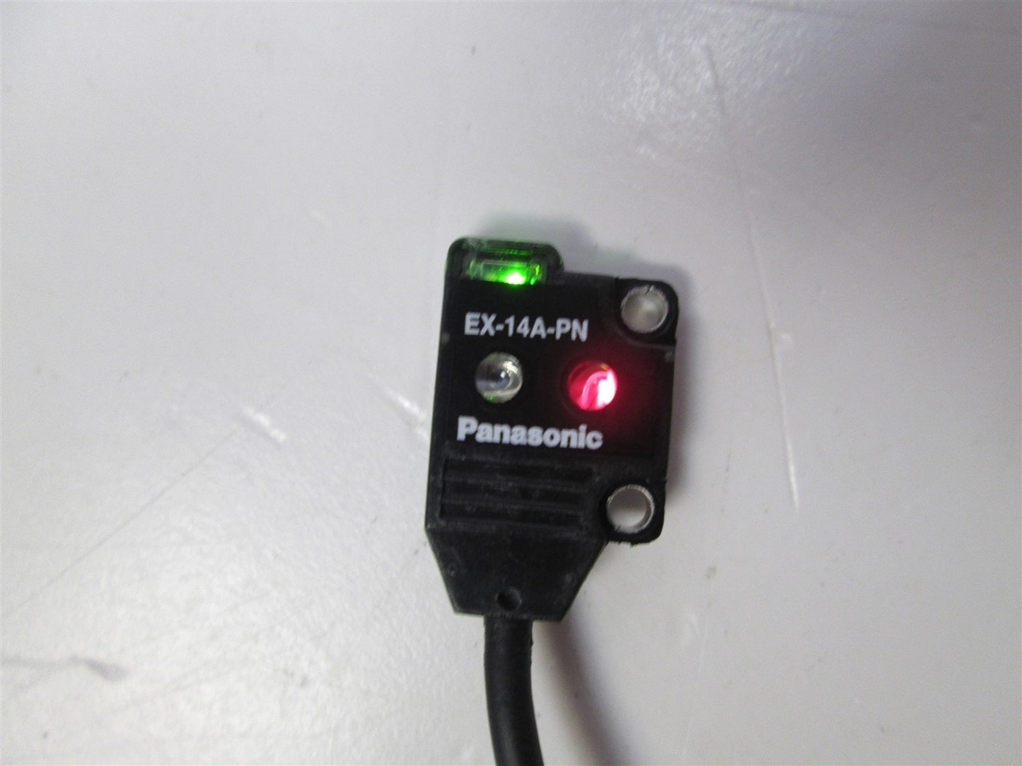 Used Panasonic SUNX EX-14A-PN Photoelectric Sensor, Convergent Reflective 25mm 24VDC