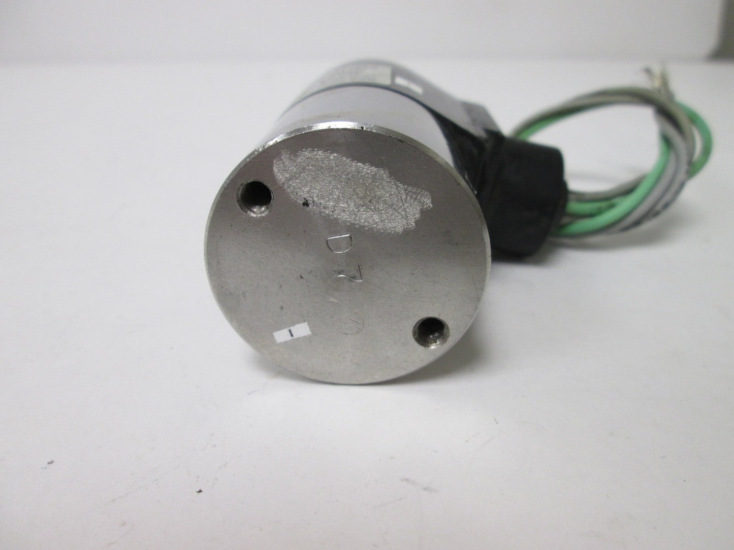 Used Valtorc HS4GN16A24 Solenoid Valve, Coil Voltage: 24VDC DC, Ports: 1/4" NPT