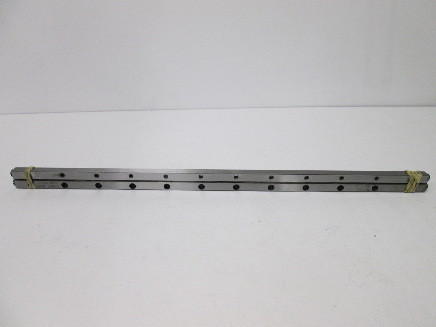 Used IKO CRW4-480 Crossed Roller Bearing Linear Way, Length: 480mm Width: 22mm