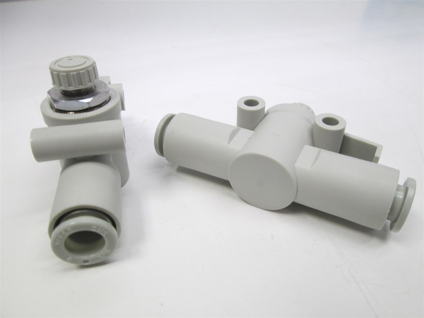 New – Open box Lot of 2 New SMC AS3002F-09 Pneumatic Air In-Line Flow Control Valve 5/16" OD