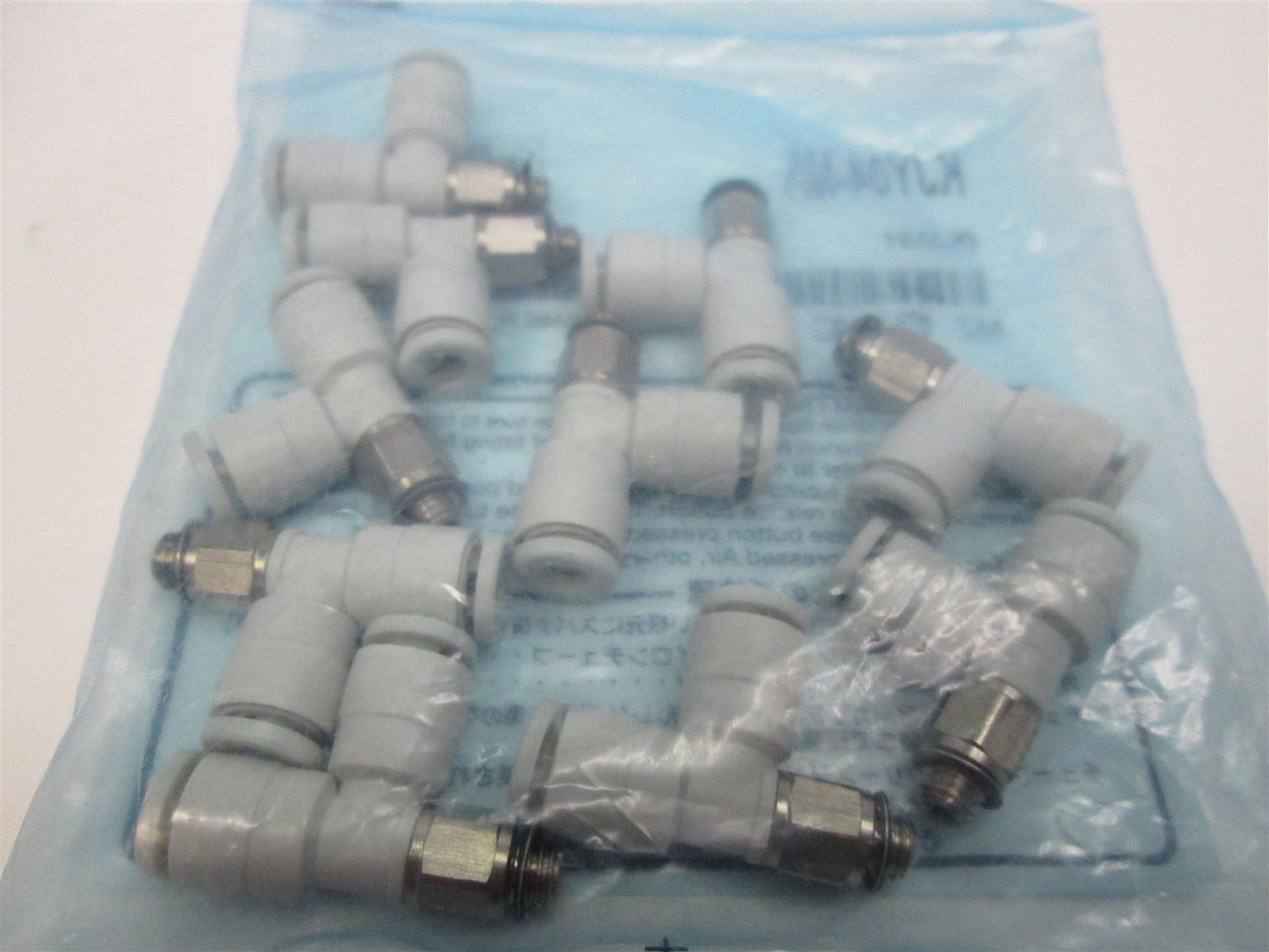 New Lot of 10 New SMC KJY04-M5 Pneumatic Male Run Tee Connector Air Fittings 4mm