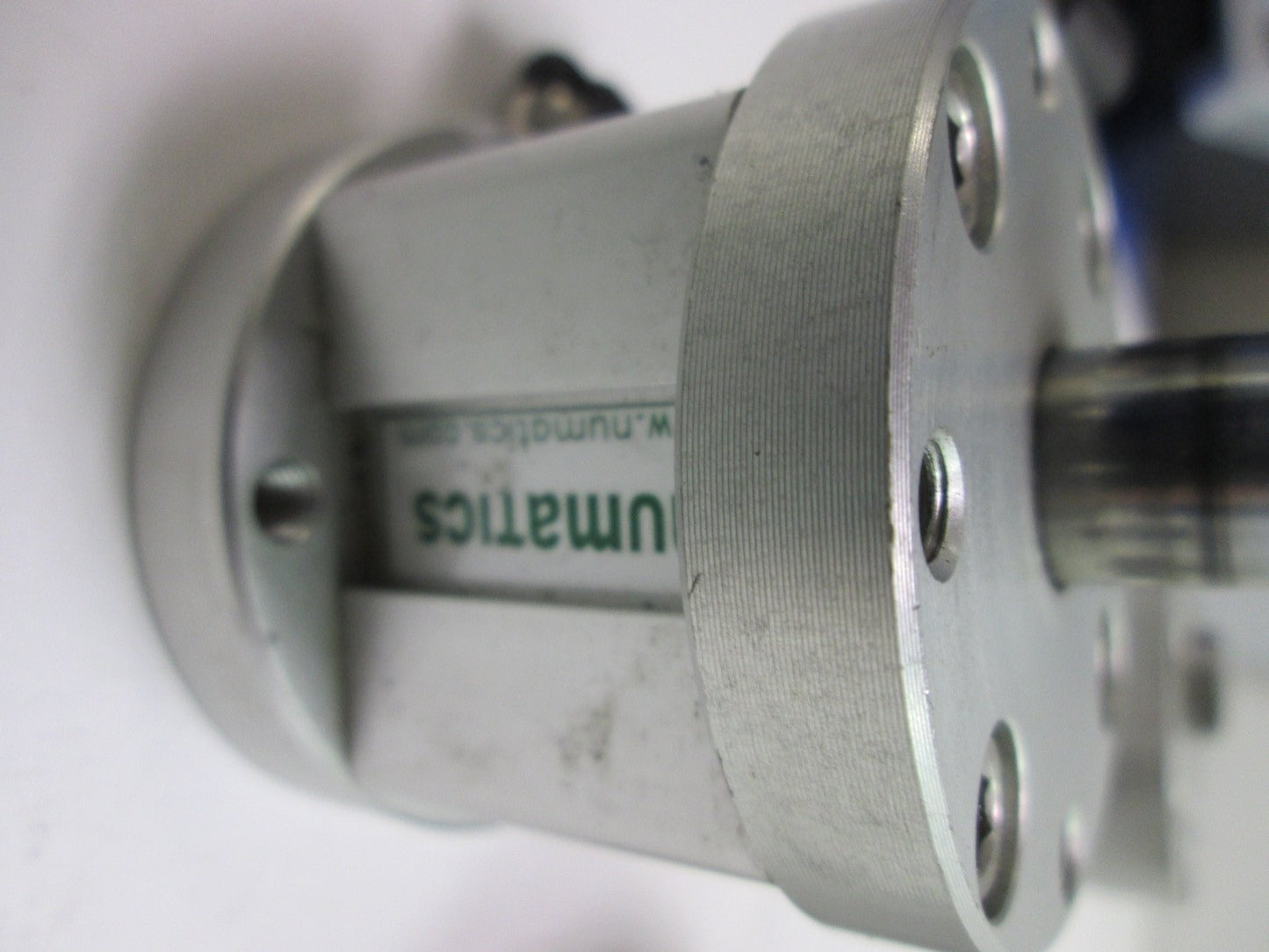 Used Lot of 3 Numatics R3CG-00I1A-AAA4 Pancake Style Pneumatic Air Cylinders 0.500"