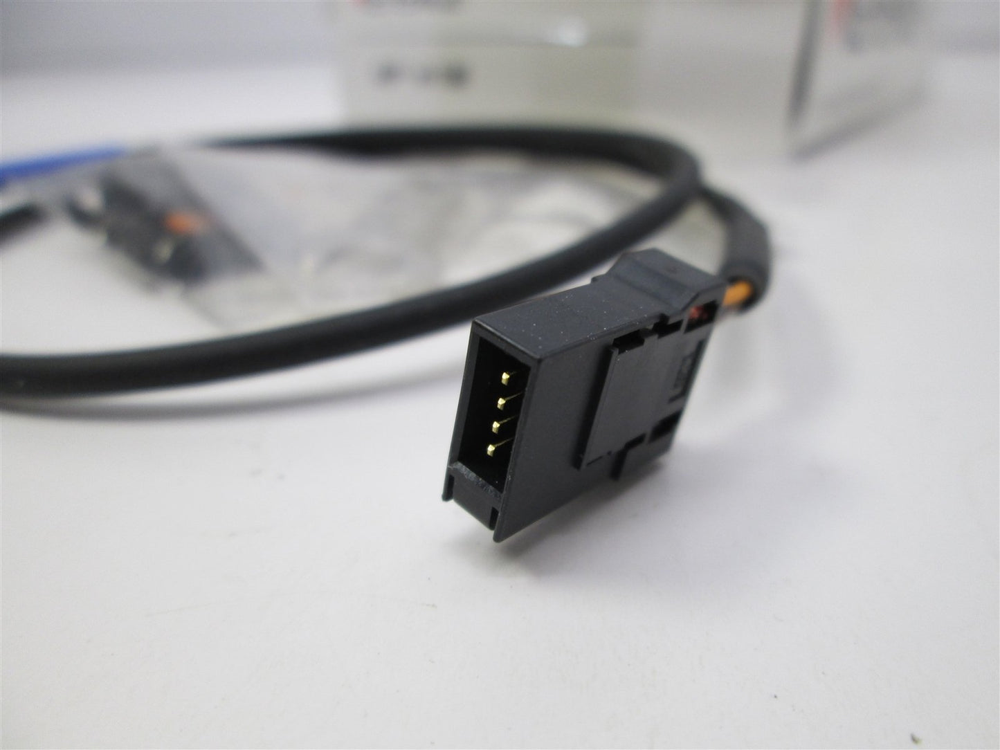 New Keyence AP-41M Air Pressure Sensor Head Negative-Pressure 0 to -101.3kPa