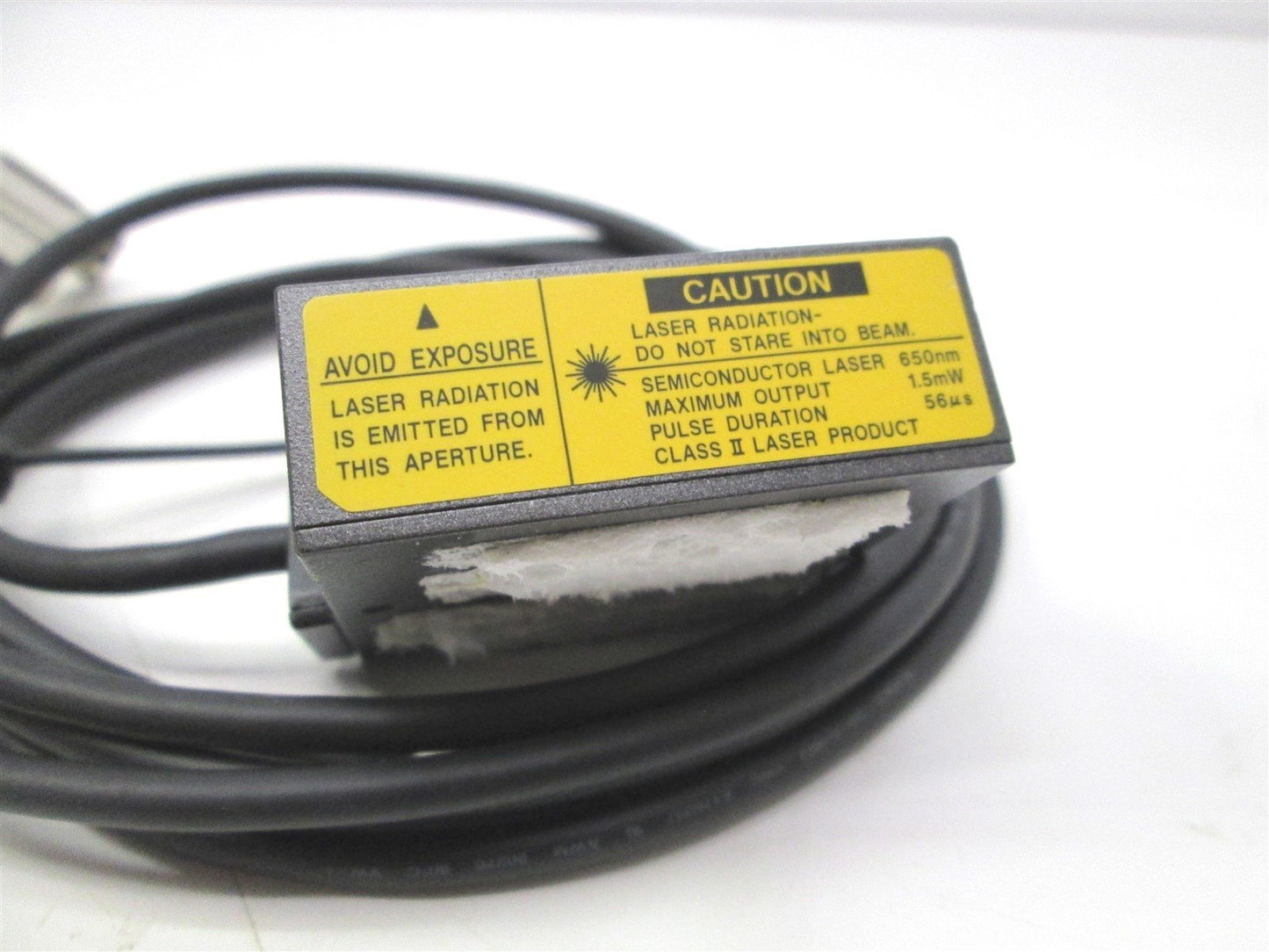 Used Keyence BL-651HA Compact Digital Laser High-Resolution Barcode Reader *Cracked*