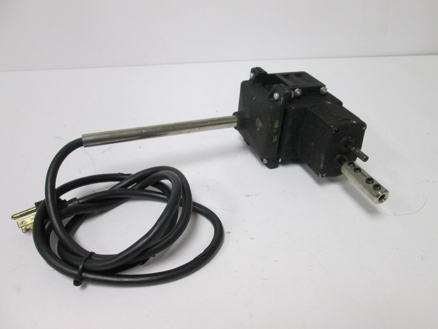 Used Waco Supreme Power Stirrer, Voltage: 115VAC, Current: 1A, *Damage to Power Cord*
