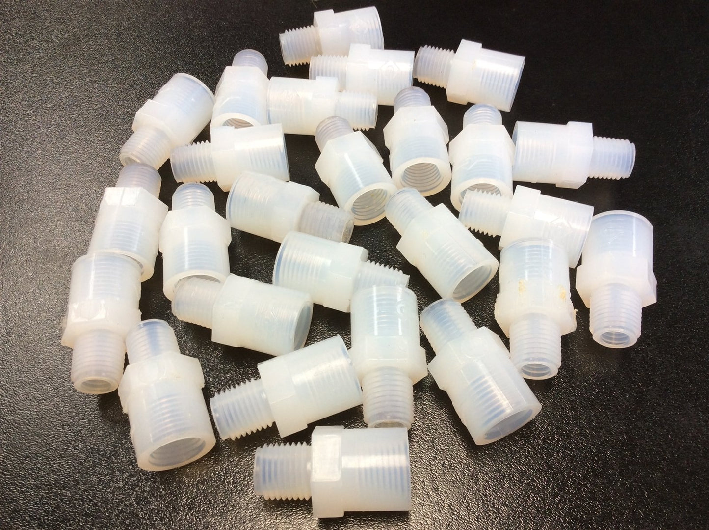Used Lot of 25 Nylon Hex Pipe Fitting Coupling 1/4" NPT Male to 1/4" NPT Female