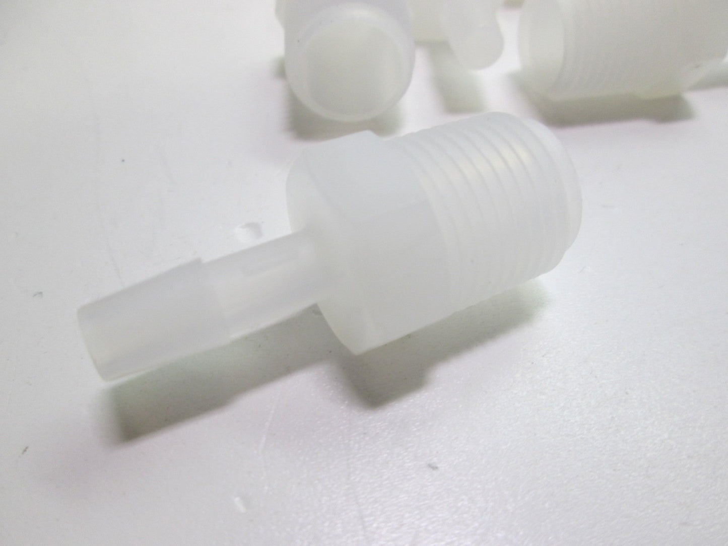 New – Open box Lot of 18 Nylon Hex Barb Pipe Fittings 3/8" NPT Male to 1/4" Diameter Barb