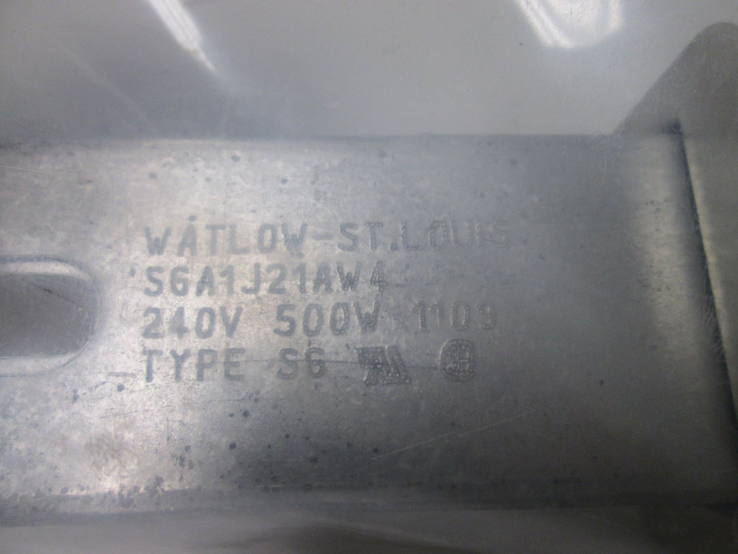 New Watlow SGA1J21AW4 Finned Strip Air Heater, Wattage: 500W, Voltage: 240VAC