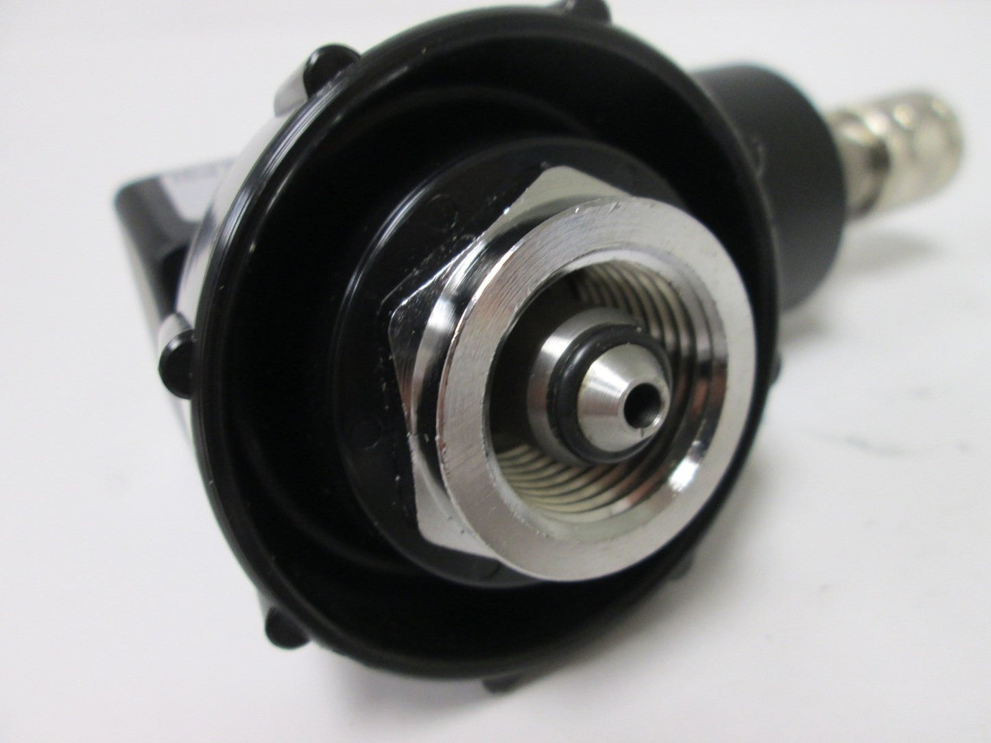 Used North Safety Equipment Reducer Regulator With Buddy Breathing Fitting And Gauge