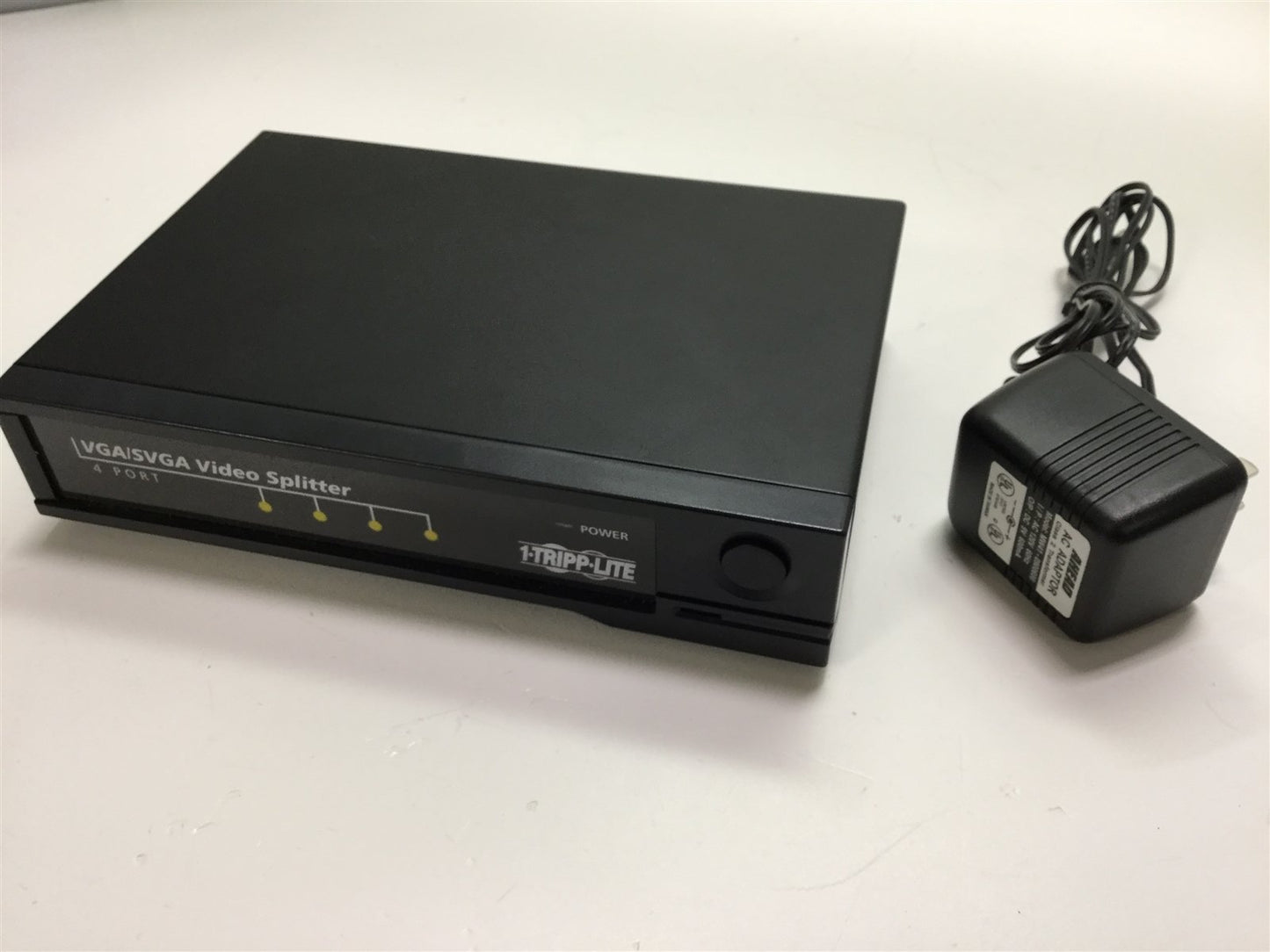 Used 1-Tripp-Lite Video Splitter 4 Port VGA/SVGA Video Splitter 9VDC w/ Power Supply