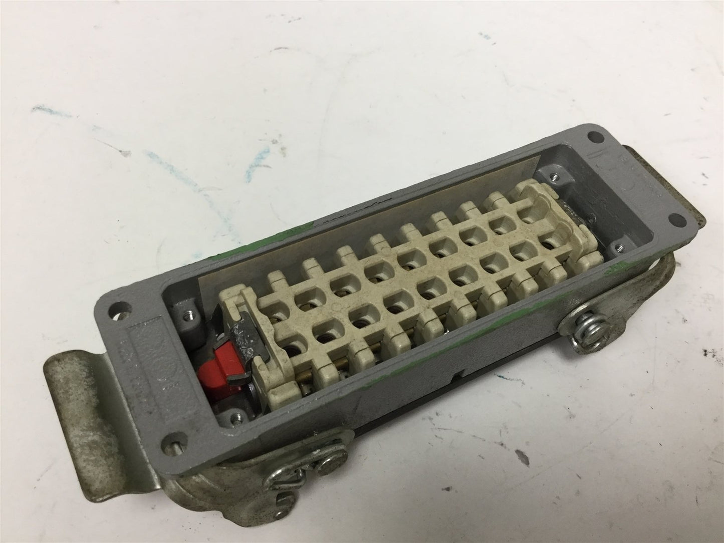 Used Harting HAN 16 Female Terminal Connector, Connections: 18-Pin, Rating: 16A 500V