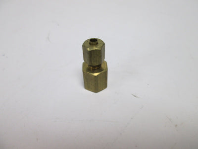 New – Open box Lot of 10 New 266PF-2A 1/8" Male x 1/8" Female Poly Fittings, Material: Brass