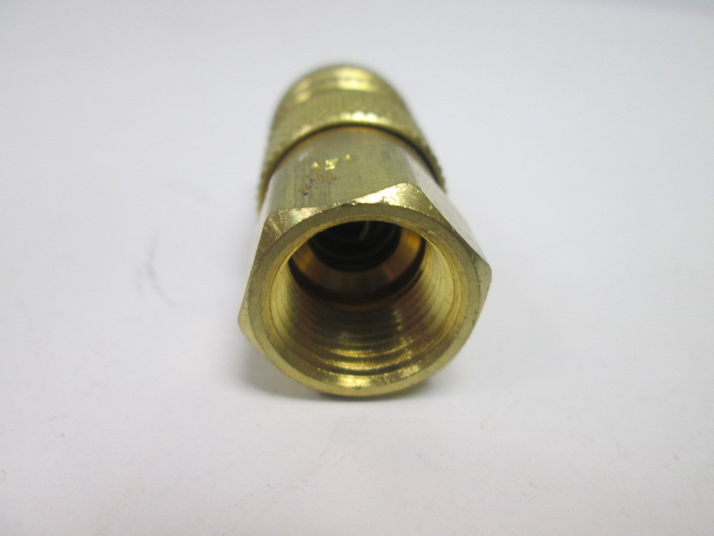 Used Lot of 13 151 1/4" Female NPT Air Hose Coupler, Material: Brass