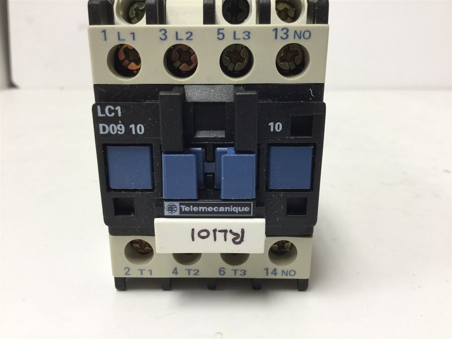 Used Telemecanique LC1 D09 10 Contactor, Coil Voltage: 48V 50/60Hz, 3 Poles, N.O. Aux