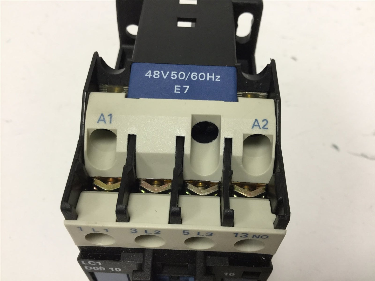 Used Telemecanique LC1 D09 10 Contactor, Coil Voltage: 48V 50/60Hz, 3 Poles, N.O. Aux