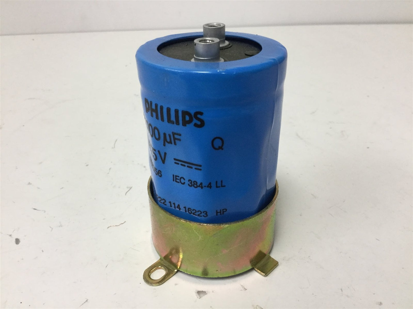 Used Philips 2222 114 16223 Capacitor, Rating: 22000uf 25VDC, With Mounting Bracket