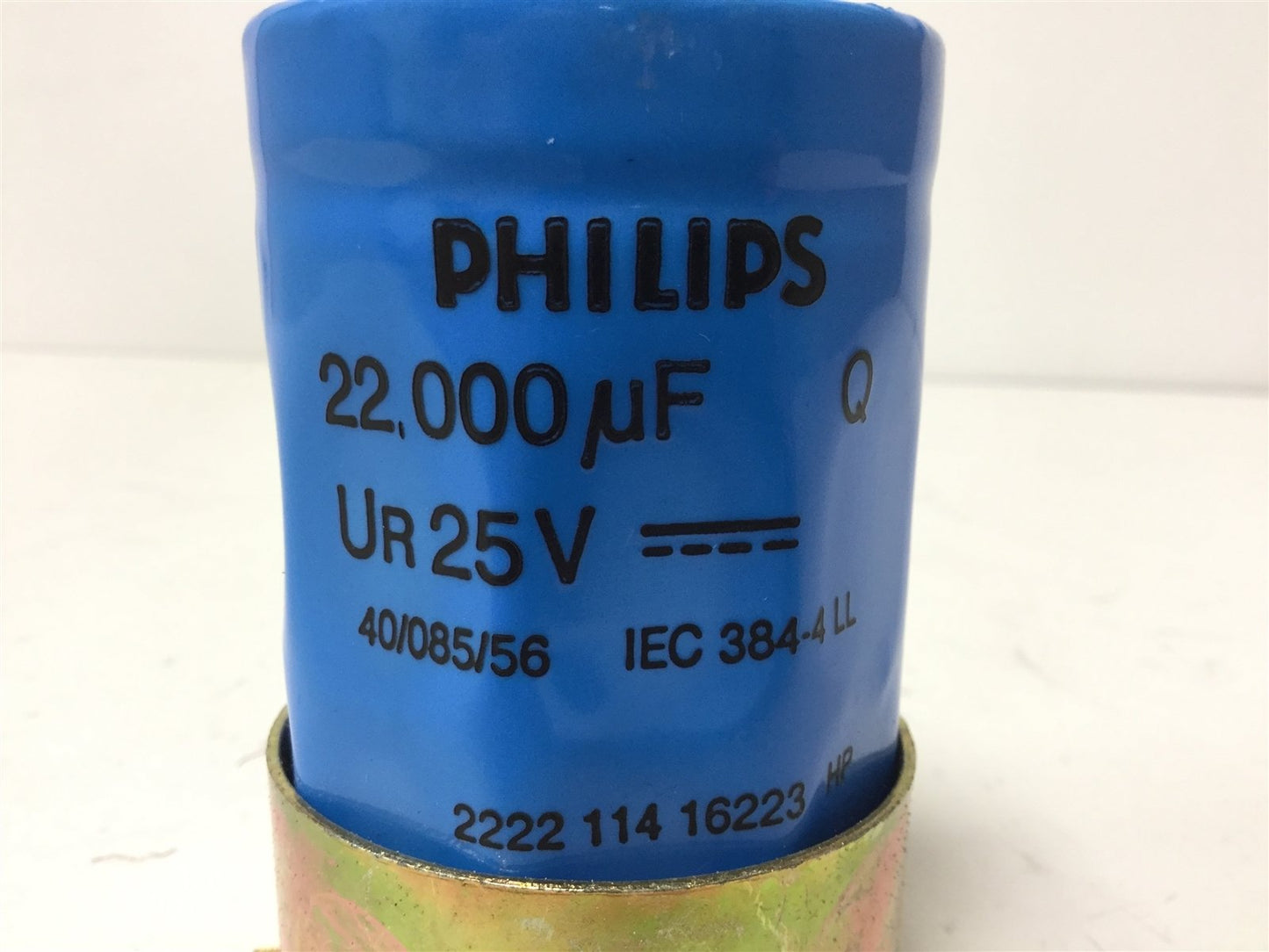 Used Philips 2222 114 16223 Capacitor, Rating: 22000uf 25VDC, With Mounting Bracket