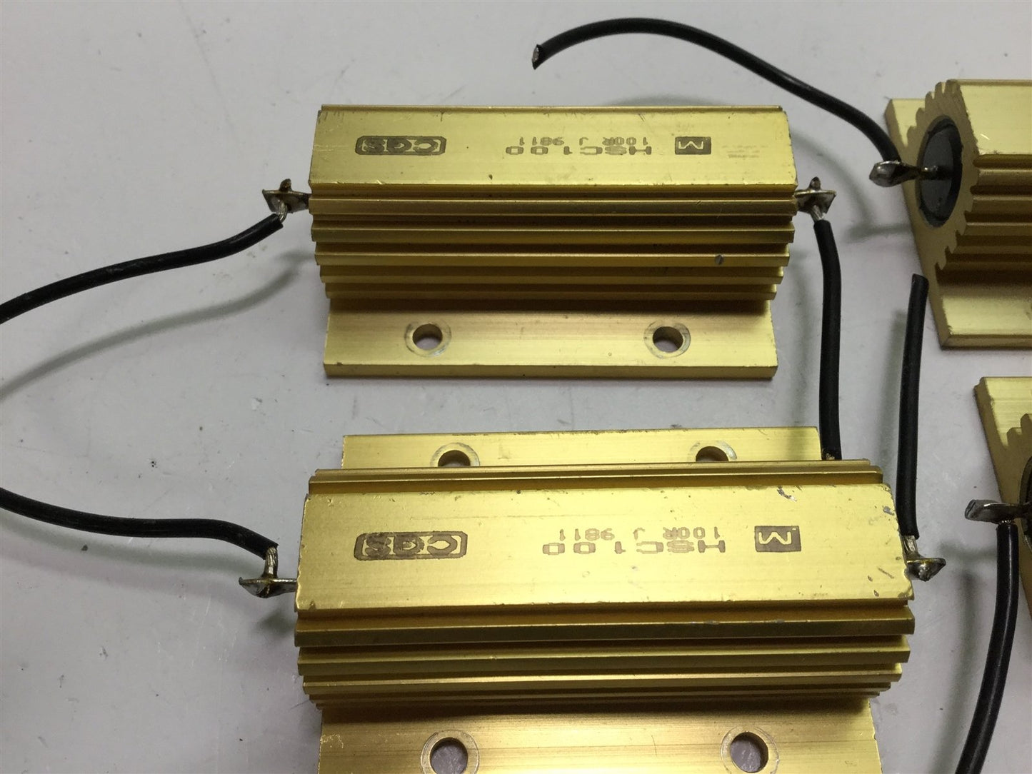 Used Lot of 4 TE Connectivity CGS HSC100 100R J 100 Ohm 100 Watt 5% Power Resistors