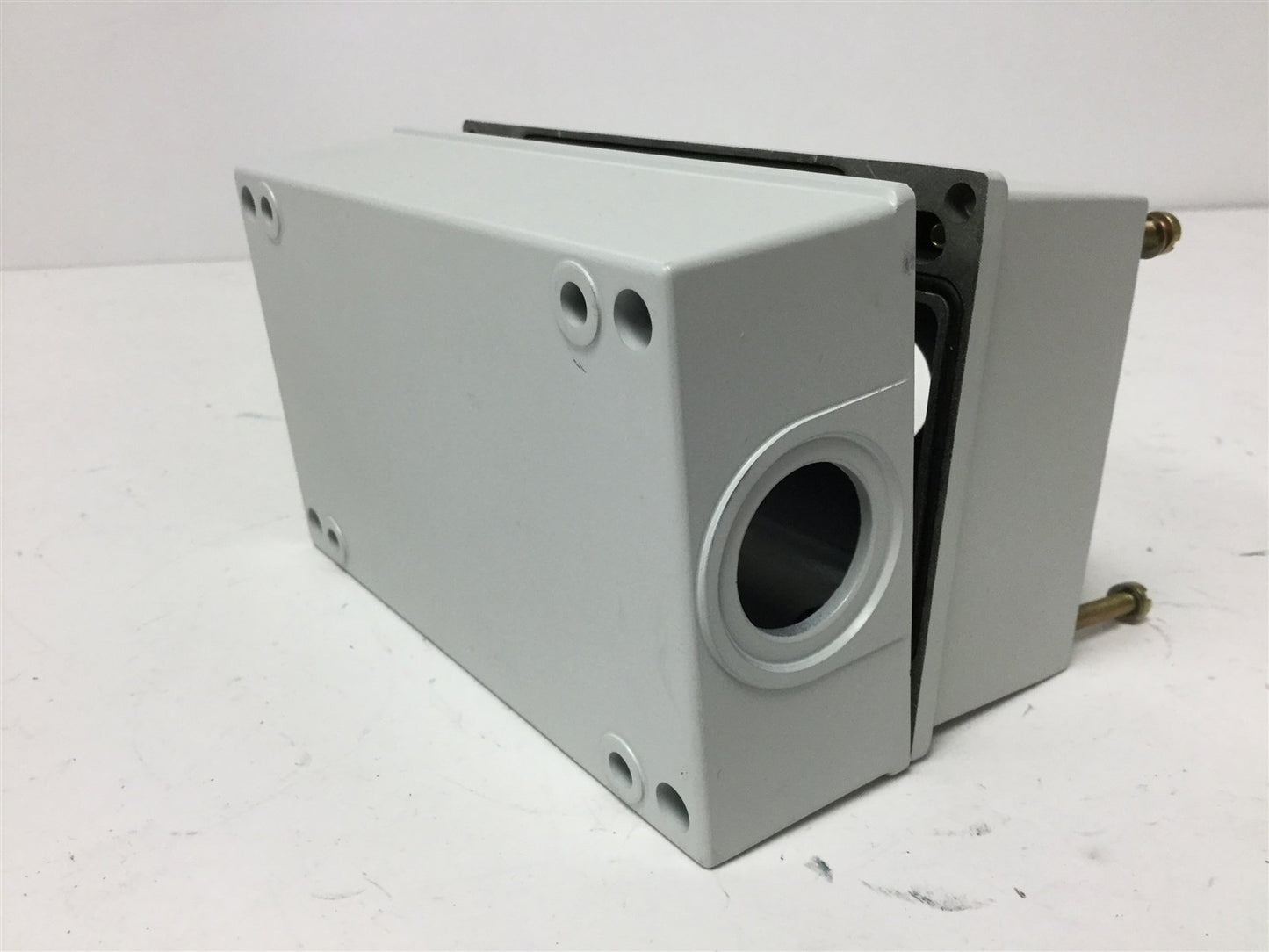 New Sprecher Schuh DZA3-2A Push Button Enclosure, 2-Hole, Material: Aluminum