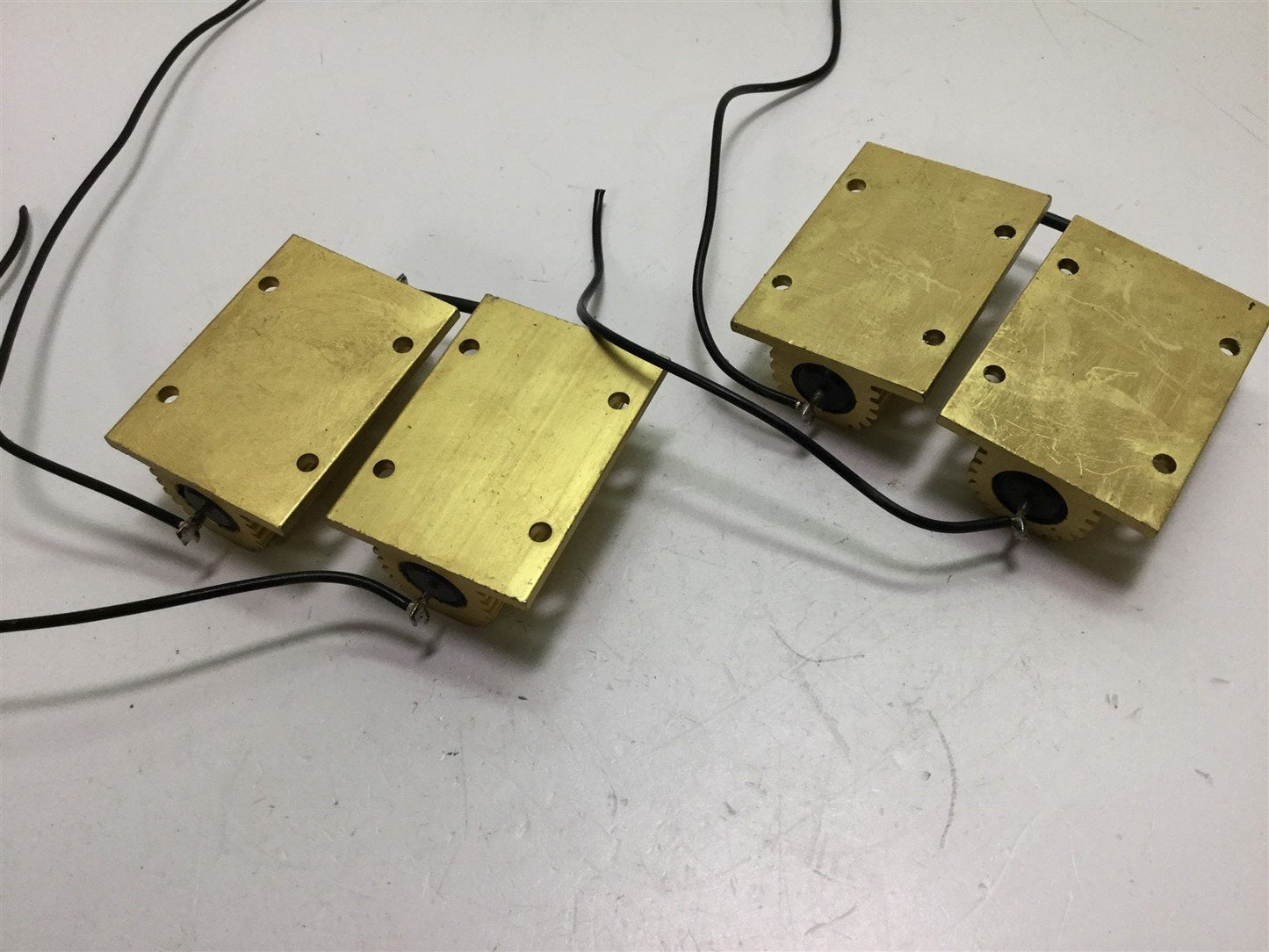 Used Lot of 4 TE Connectivity CGS R1276 12R J 12 Ohm 100 Watt 5% Power Resistors