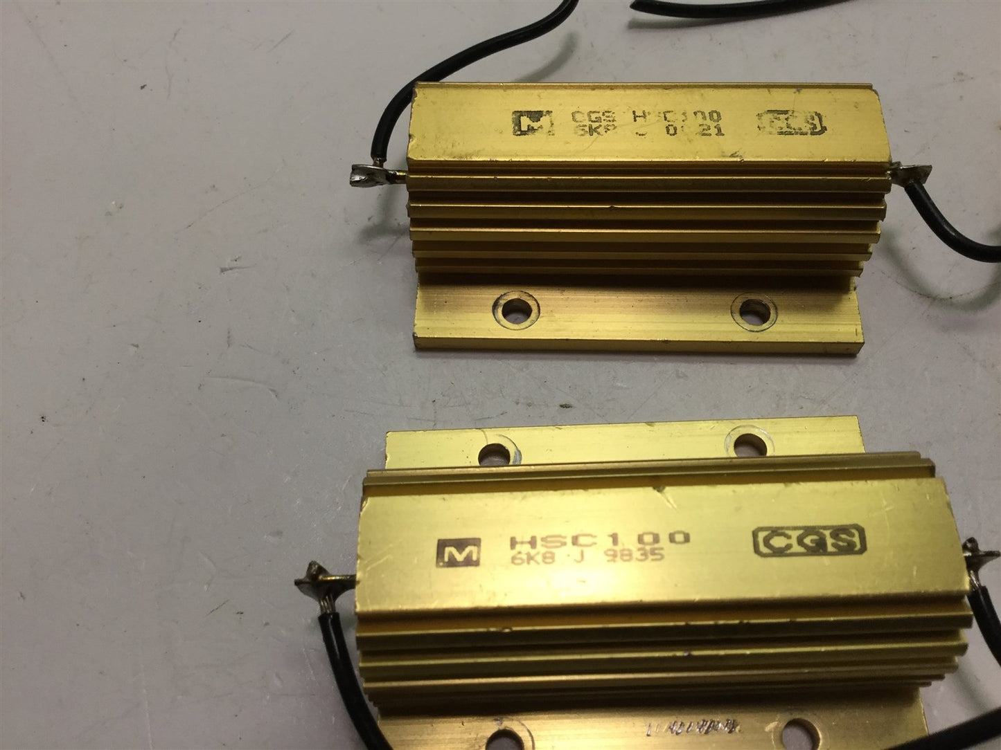 Used Lot of 4 TE Connectivity CGS HSC100 6K8J 6.8K Ohm 100 Watt 5% Power Resistors