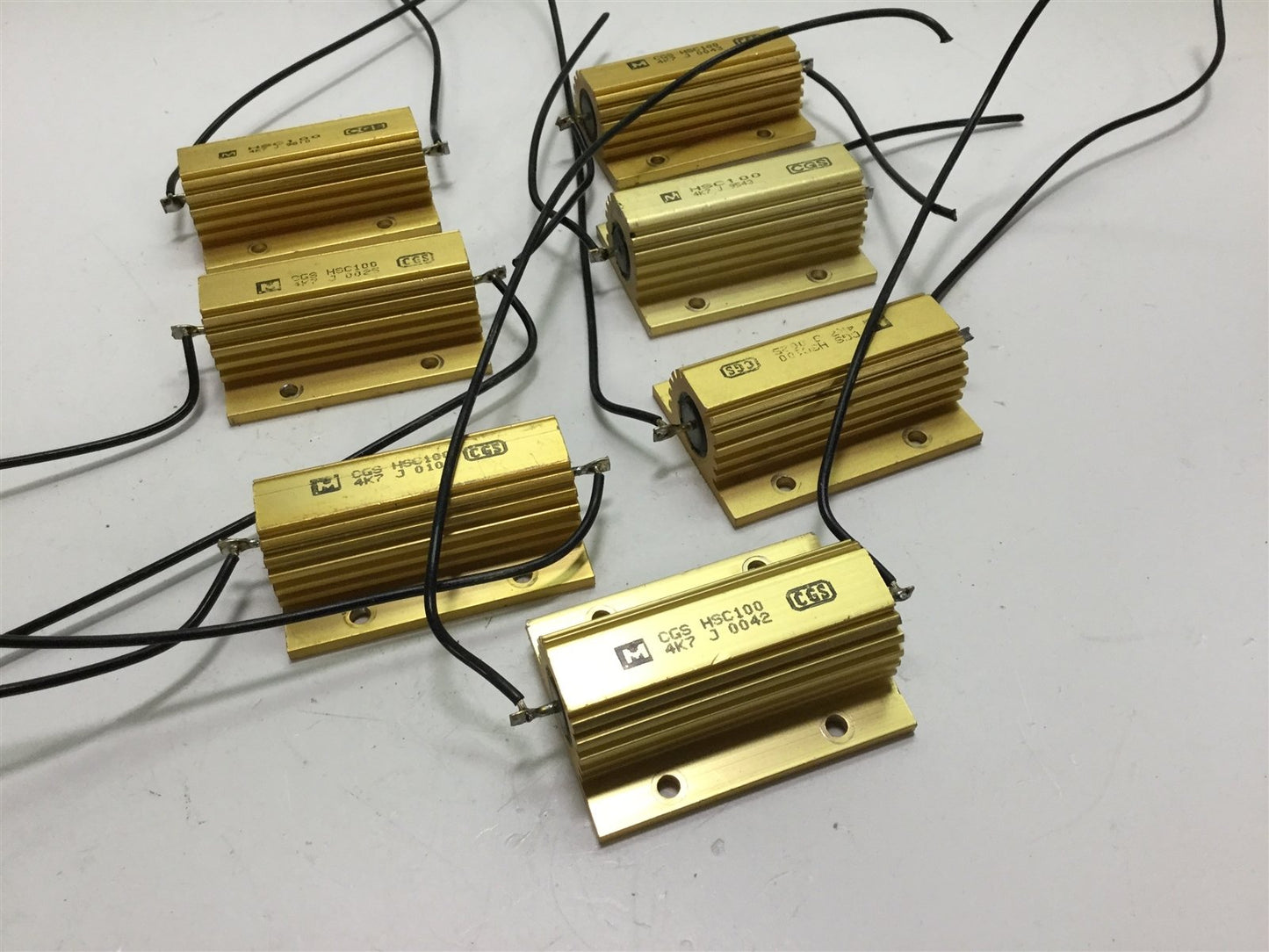 Used Lot of 7 TE Connectivity CGS HSC100 4K7J 4.7K Ohm 100 Watt 5% Power Resistors