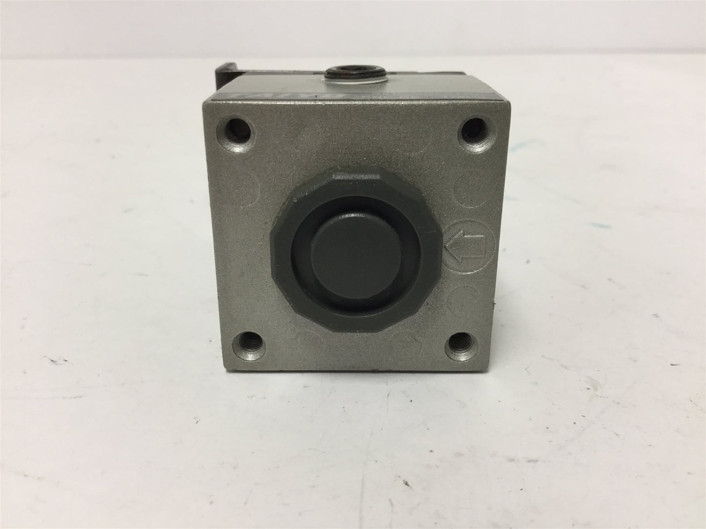 Used Taiyo SRC-06 Pneumatic Regulator With Built-in Check Valve, Pressure: 1MPa