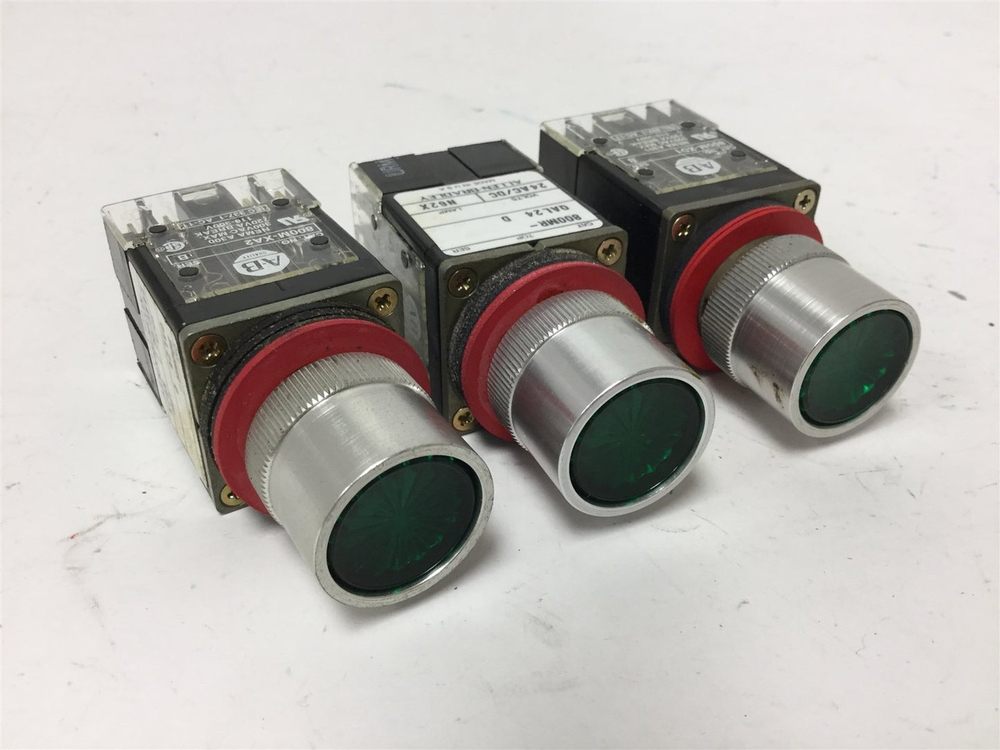 Used Lot of 3 Allen Bradley 800MR-QAL24 Lighted Push Buttons, 800M-XA2 800M-XD1