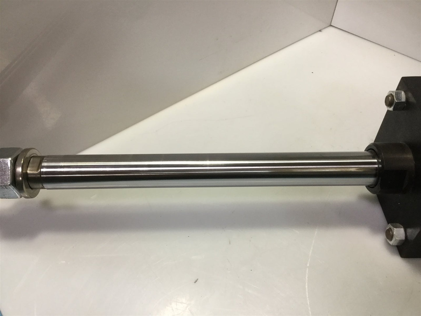 Used Norgren A0133B2 Rev 3 NFPA Pneumatic Aluminum Cylinder 1.5" Bore 3.25 x 9.25