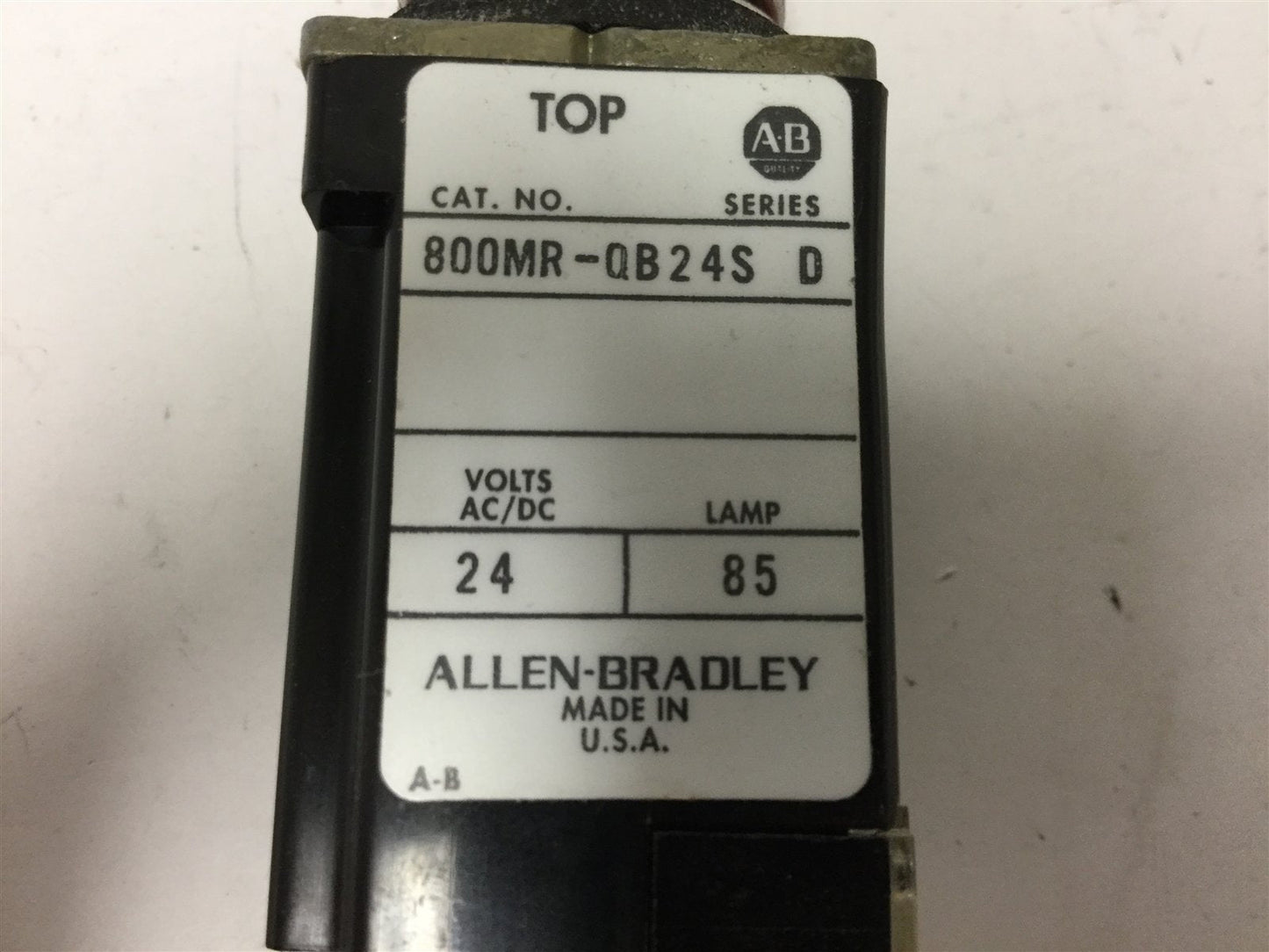 Used Allen Bradley 800MR-QB24S Lighted Push Button, Color: Red, W/ 800M-XA Contact