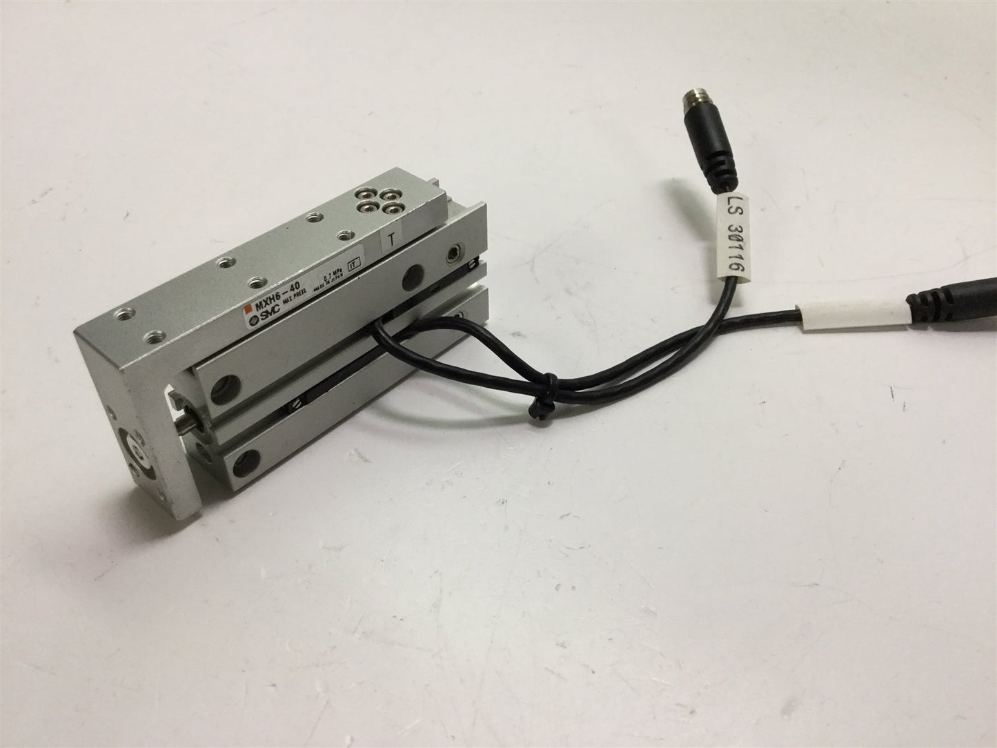 Used SMC MXH6-40 Compact Slide Table/Cylinder 6mm x 40mm 0.7 MPa w/Positional Sensor