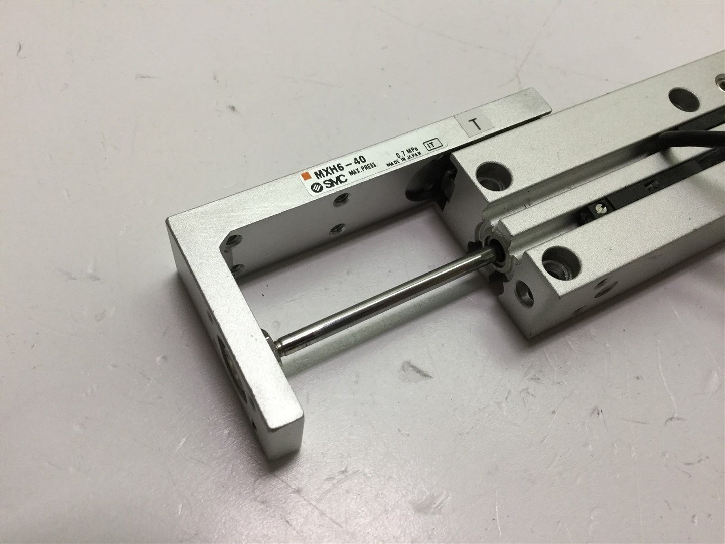 Used SMC MXH6-40 Compact Slide Table/Cylinder 6mm x 40mm 0.7 MPa w/Positional Sensor