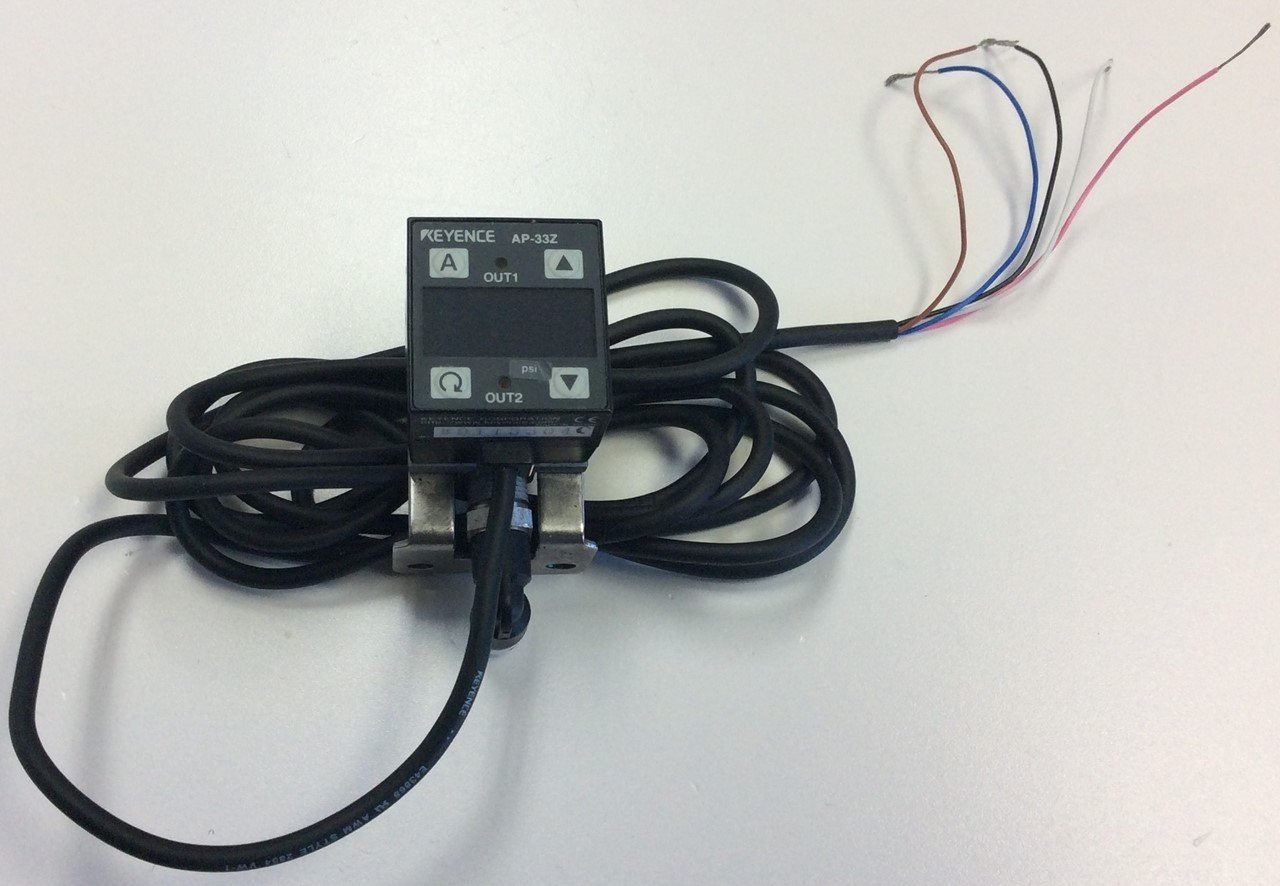 Used Keyence AP-33Z Digital Positive Pressure Switch w/ LED Display 12 to 24VDC