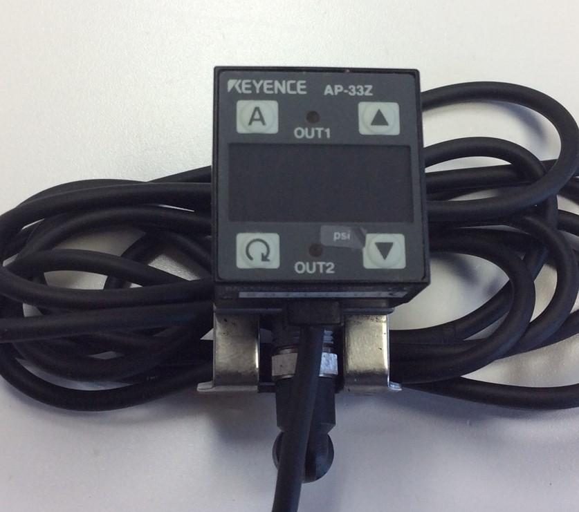 Used Keyence AP-33Z Digital Positive Pressure Switch w/ LED Display 12 to 24VDC