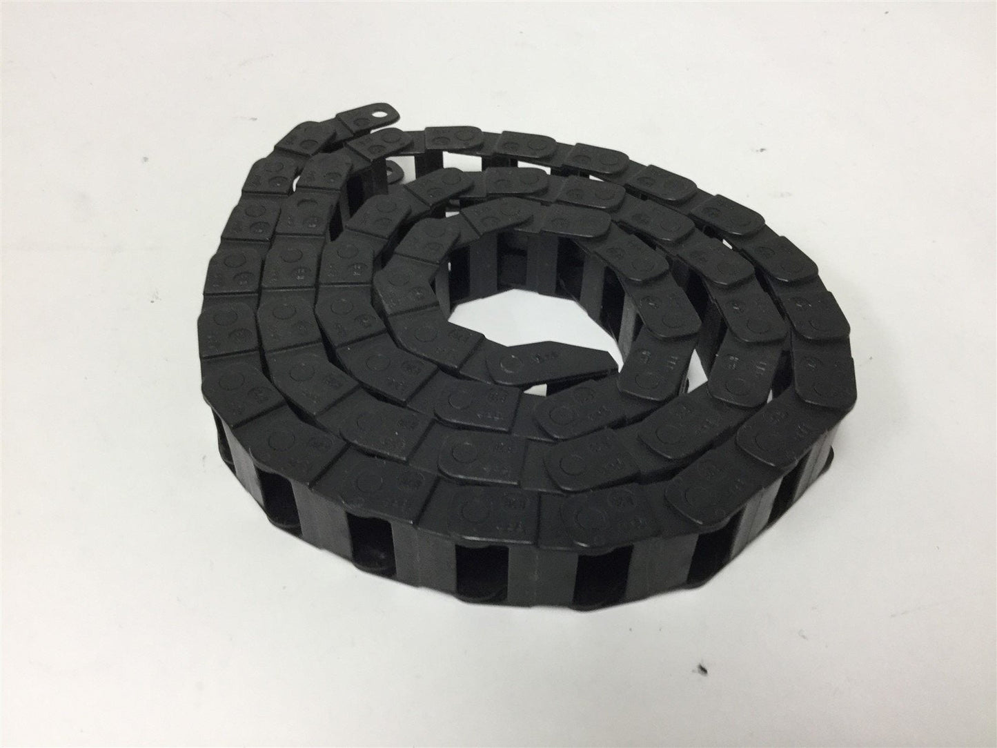 Used Igus R28 Energy Chain, Dimensions: 42-1/4" Long x 1" Wide x 3/4" High