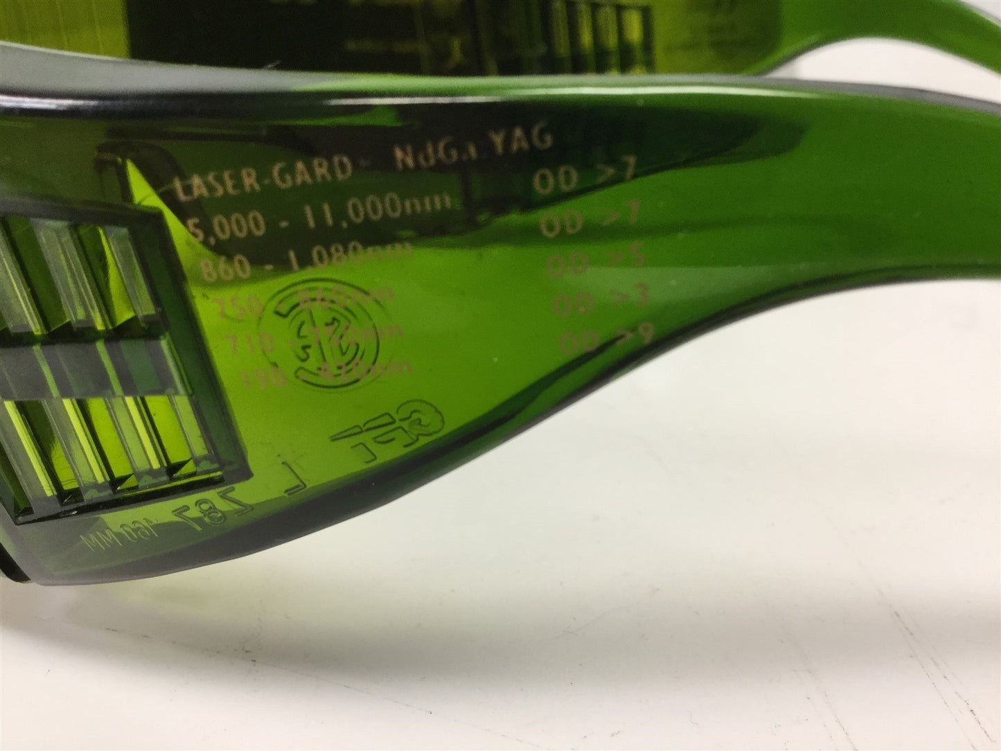 Used GPT Glendale Z-87 NdGa: Yag Laser Gard Glasses W/ Case/GPT Plastic Lens Cleaner